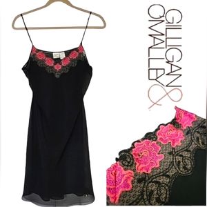 Vintage Y2K Gilligan & O'Malley Black & Pink Embroidered Chemise Nightie XL